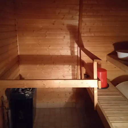 Riverside Restplace شاليه تورنيو